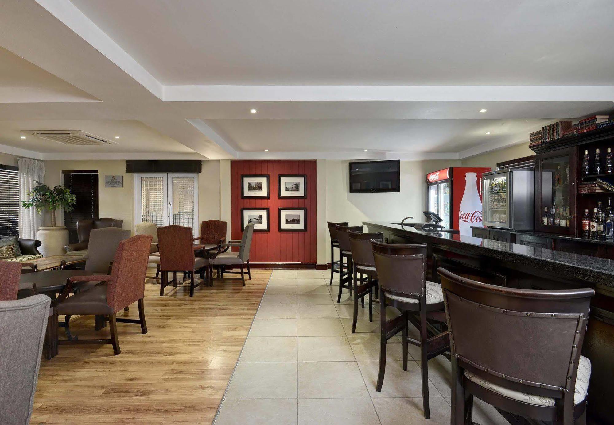 Protea Hotel By Marriott Mahikeng Exterior photo